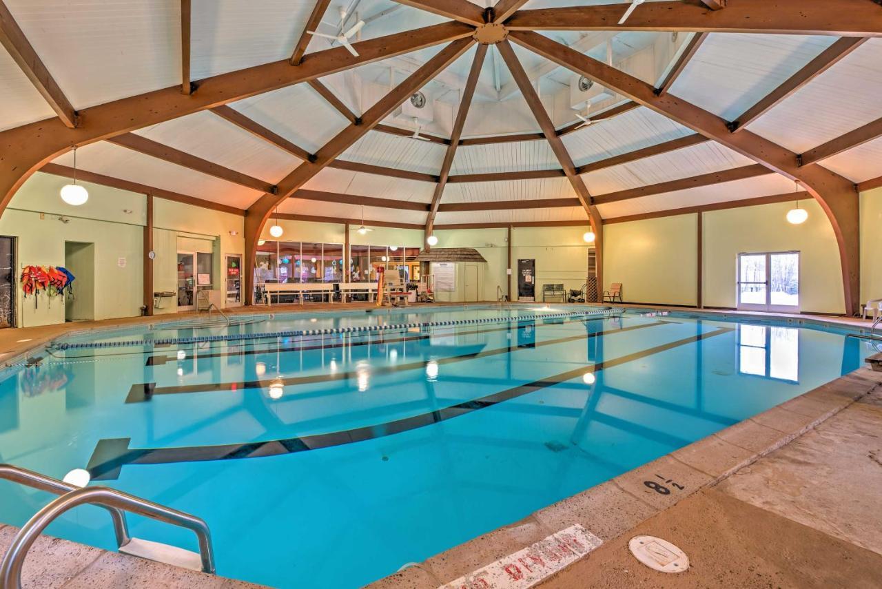 Peaceful Poconos Home With Lake And Pool Access! Long Pond Экстерьер фото